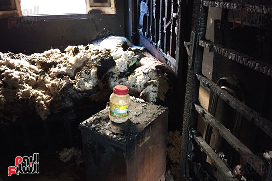 مأساة-أسرة-تعيش-بالشارع-عقب-إحتراق-شقتها--بسوهاج--(7)