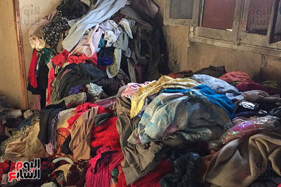 مأساة-أسرة-تعيش-بالشارع-عقب-إحتراق-شقتها--بسوهاج