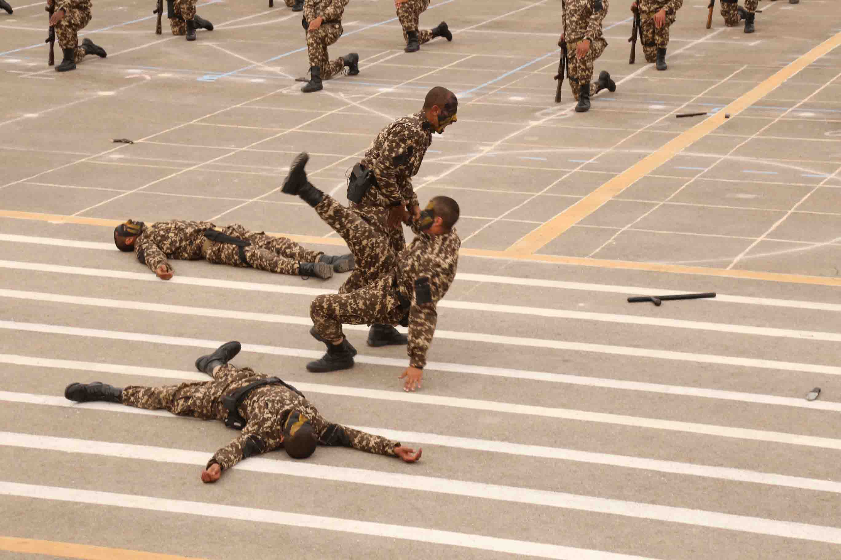 جانب من التدريبات