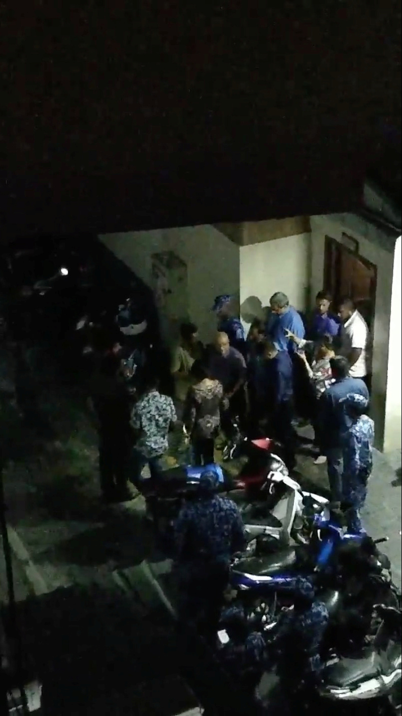 لحظة اعتقال الرئيس الأسبق فى المالديف