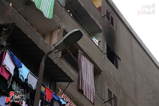 أثار الحريق على شقة الضحية
