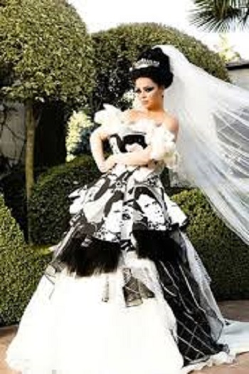 فستان زفاف بصور العندليب
