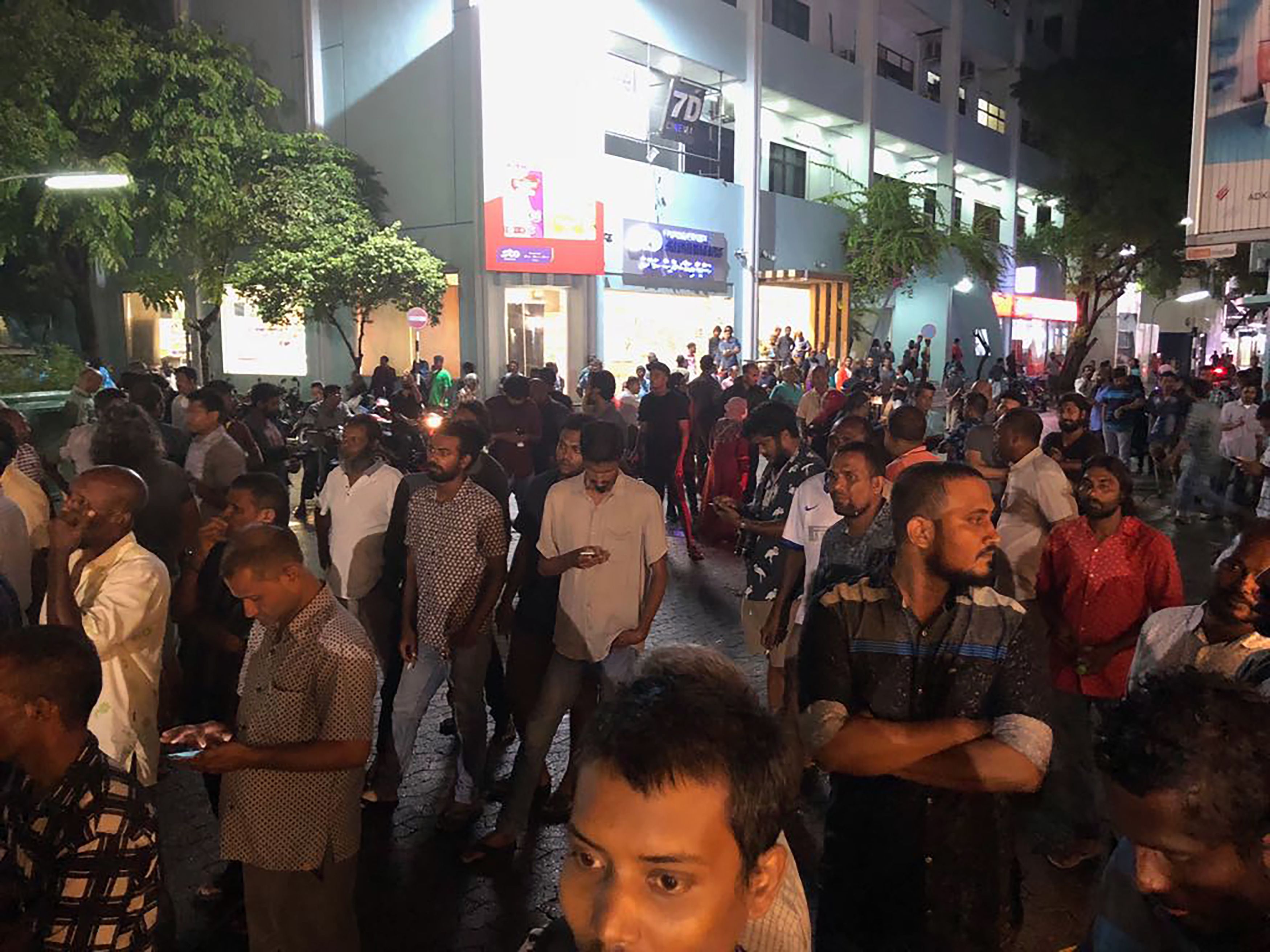 اضطرابات ومظاهرات فى شوارع المالديف