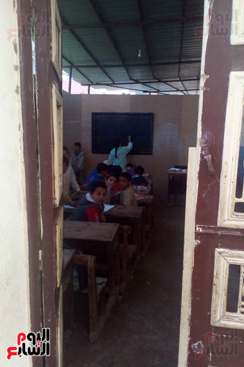 أحمد ضيف صقر: المدرسة الجديدة ستنتهى خلال 10 أيام