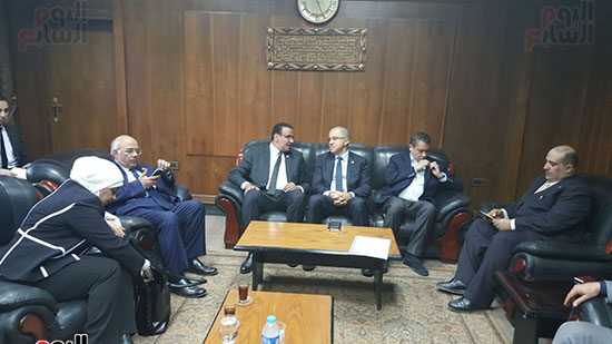 قيادات برلمانية وتنفيذية تصل مقر ائتلاف دعم مصر الجديد بشبرا الخيمة (5)