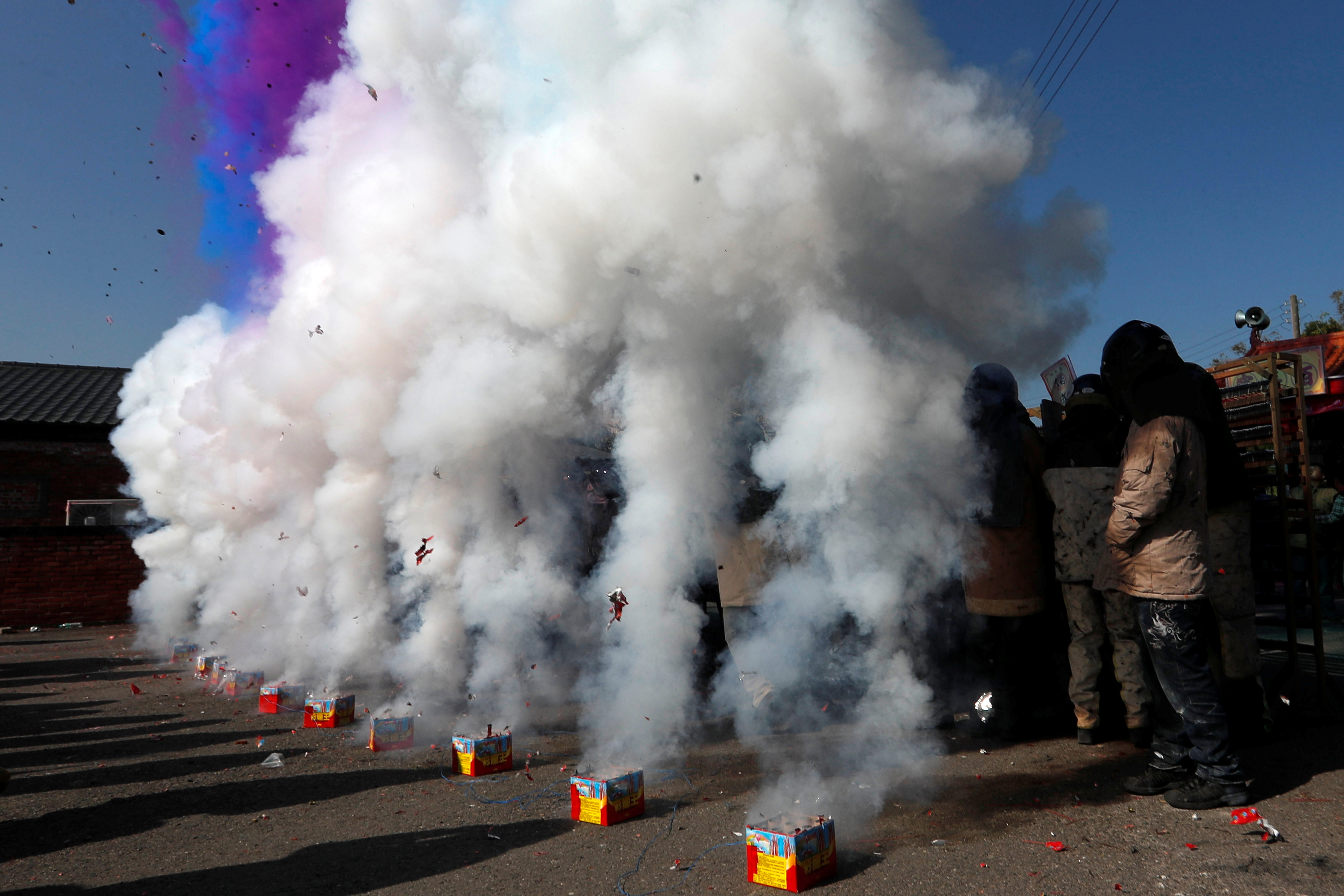 فوانيس الألعاب النارية