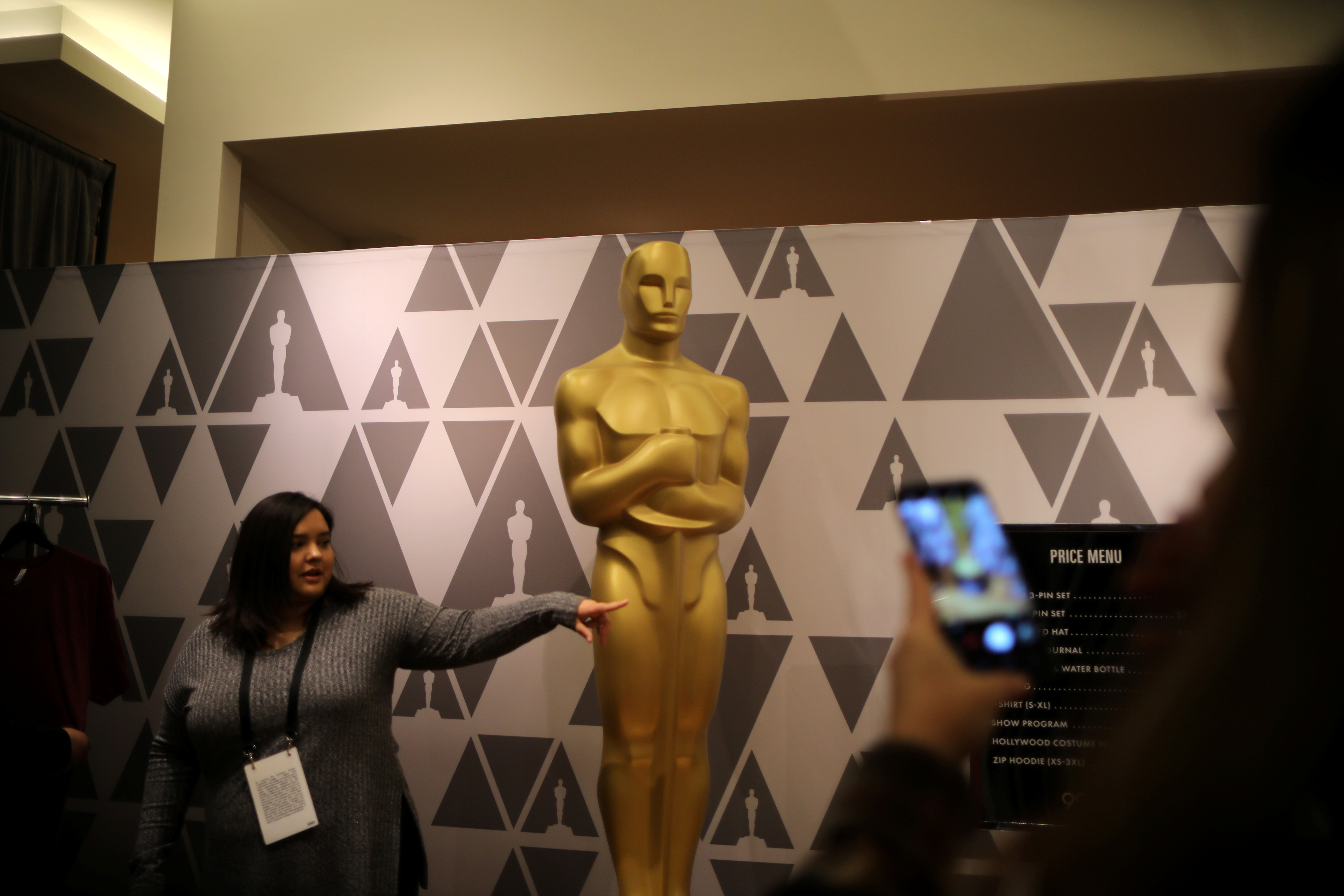 2018-02-28T221037Z_1702039940_RC1E6DB20310_RTRMADP_3_AWARDS-OSCARS