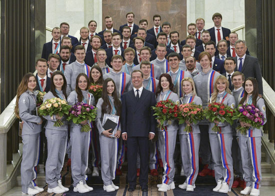 رئيس وزراء روسيا مع الرياضيين