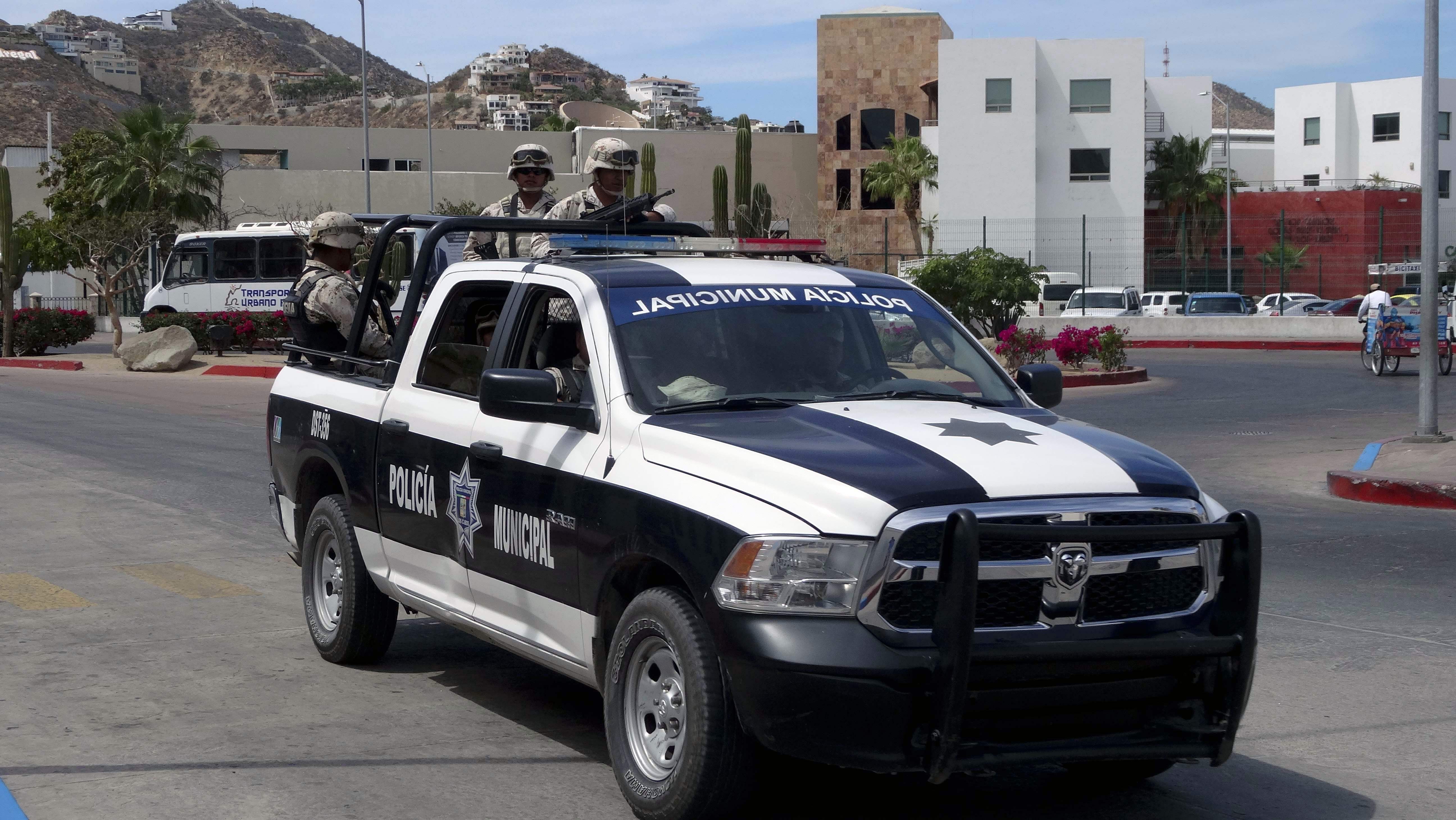 دورية أمنية للشرطة فى المكسيك