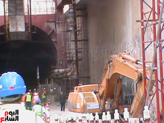  مدخل أحد الأنفاق