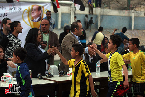 فعاليات دورة كأس الرئيس عبد الفتاح السيسى بمركز شباب منشية ناصر (7)