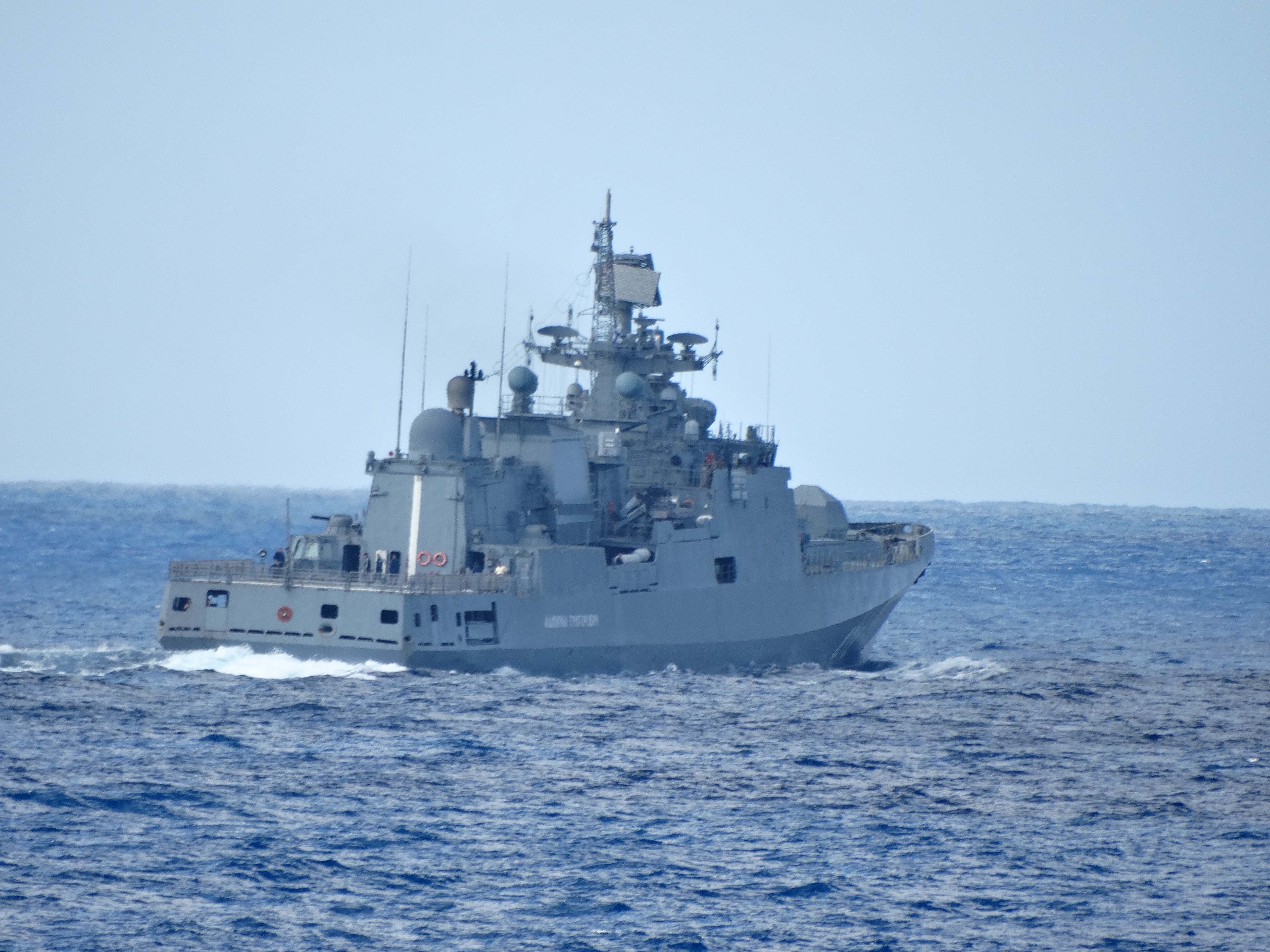البحرية المصرية والفرنسية تنفذان تدريب بحرى مشترك (1)