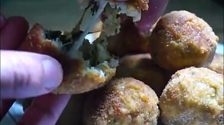 طريقة عمل كرات الأرز بالسبانخ  (6)