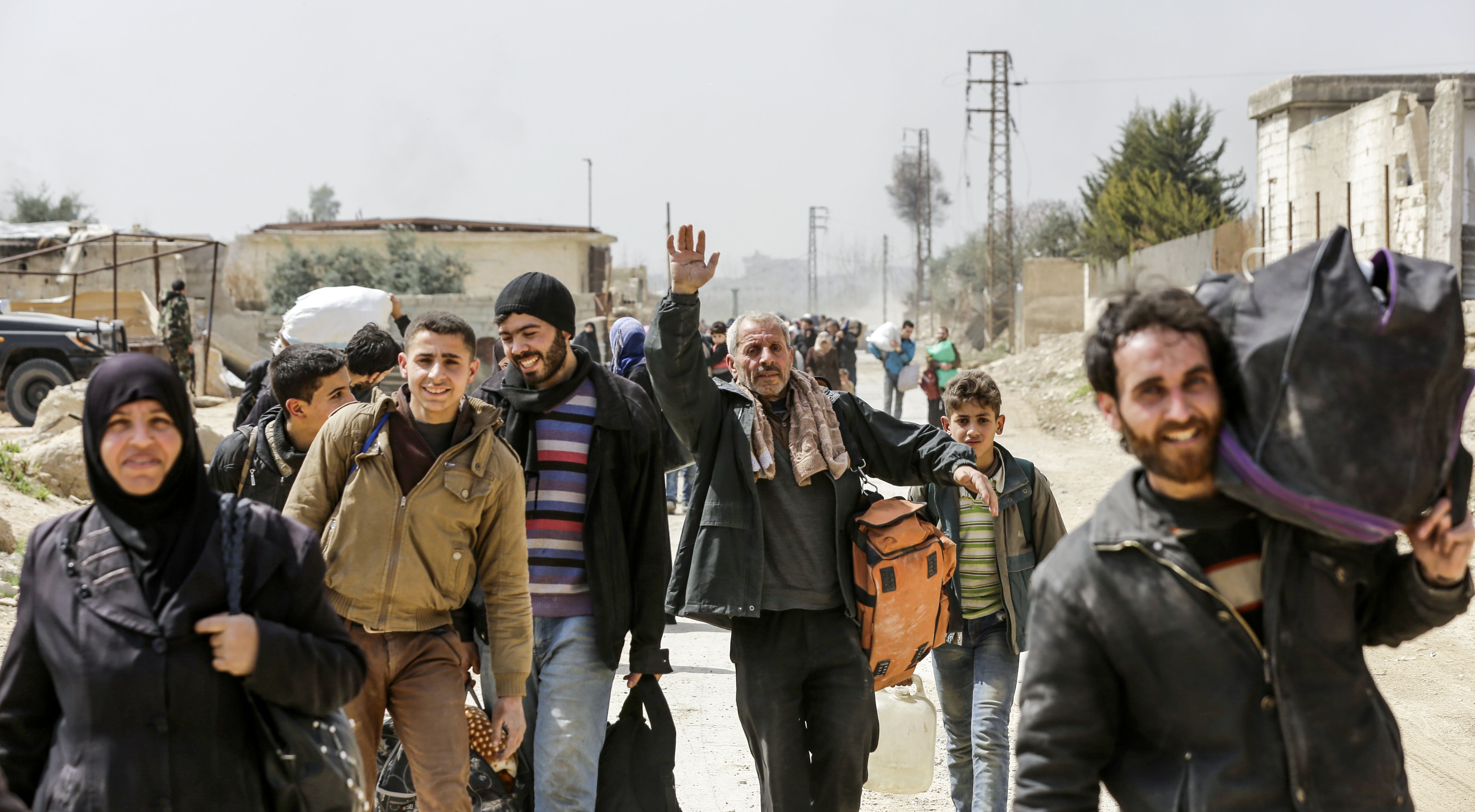 خروج المدنيين من الغوطة الشرقية بسوريا 