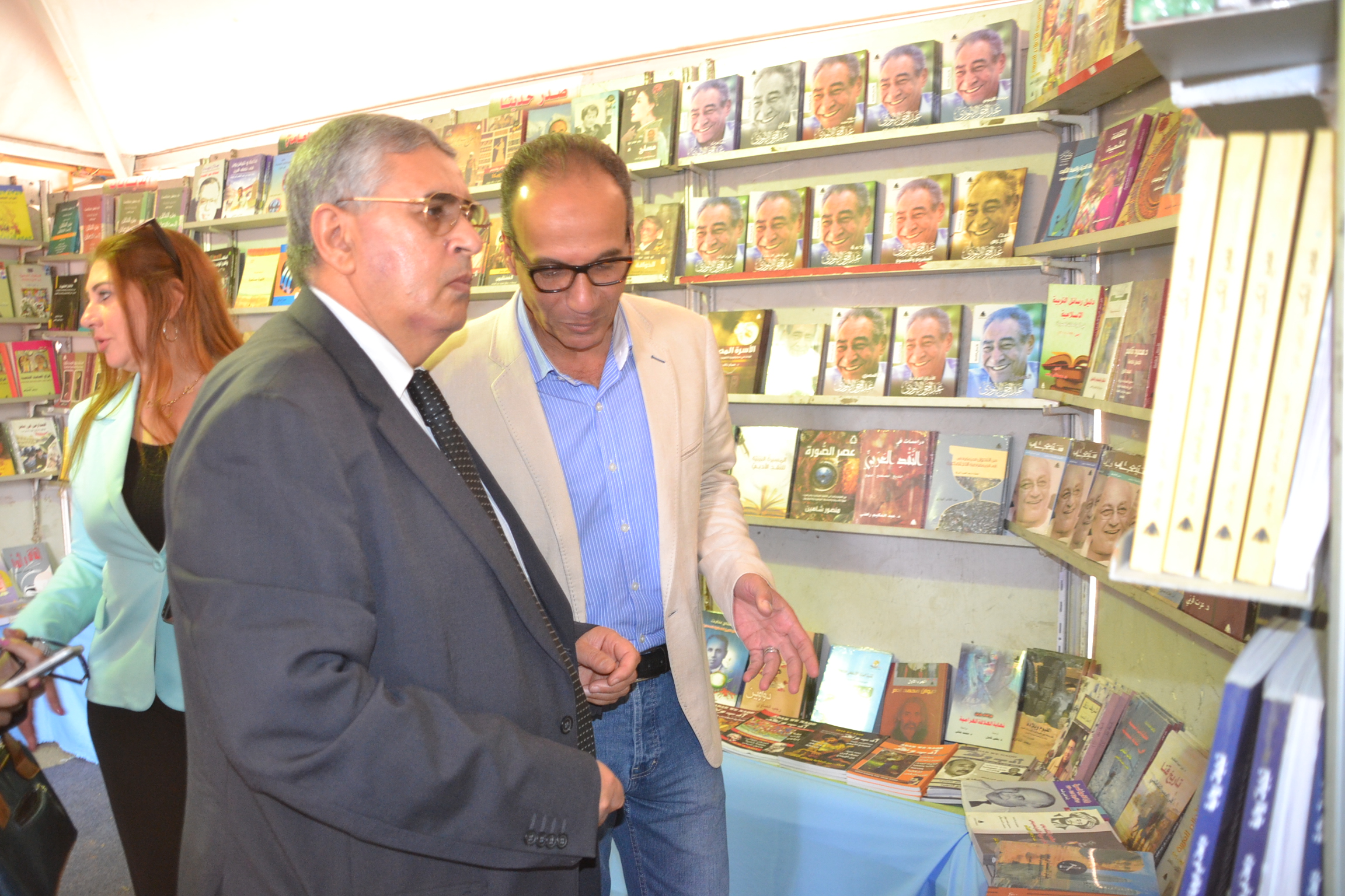 افتتاح معرض كتاب بجامعة القاهرة (3)