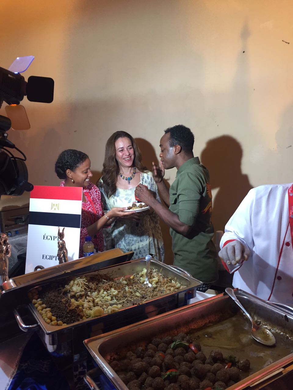 السفارة المصرية فى أنجولا تشارك فى اليوم العالمى للفرانكوفونية بتقديم مأكولات مصرية 