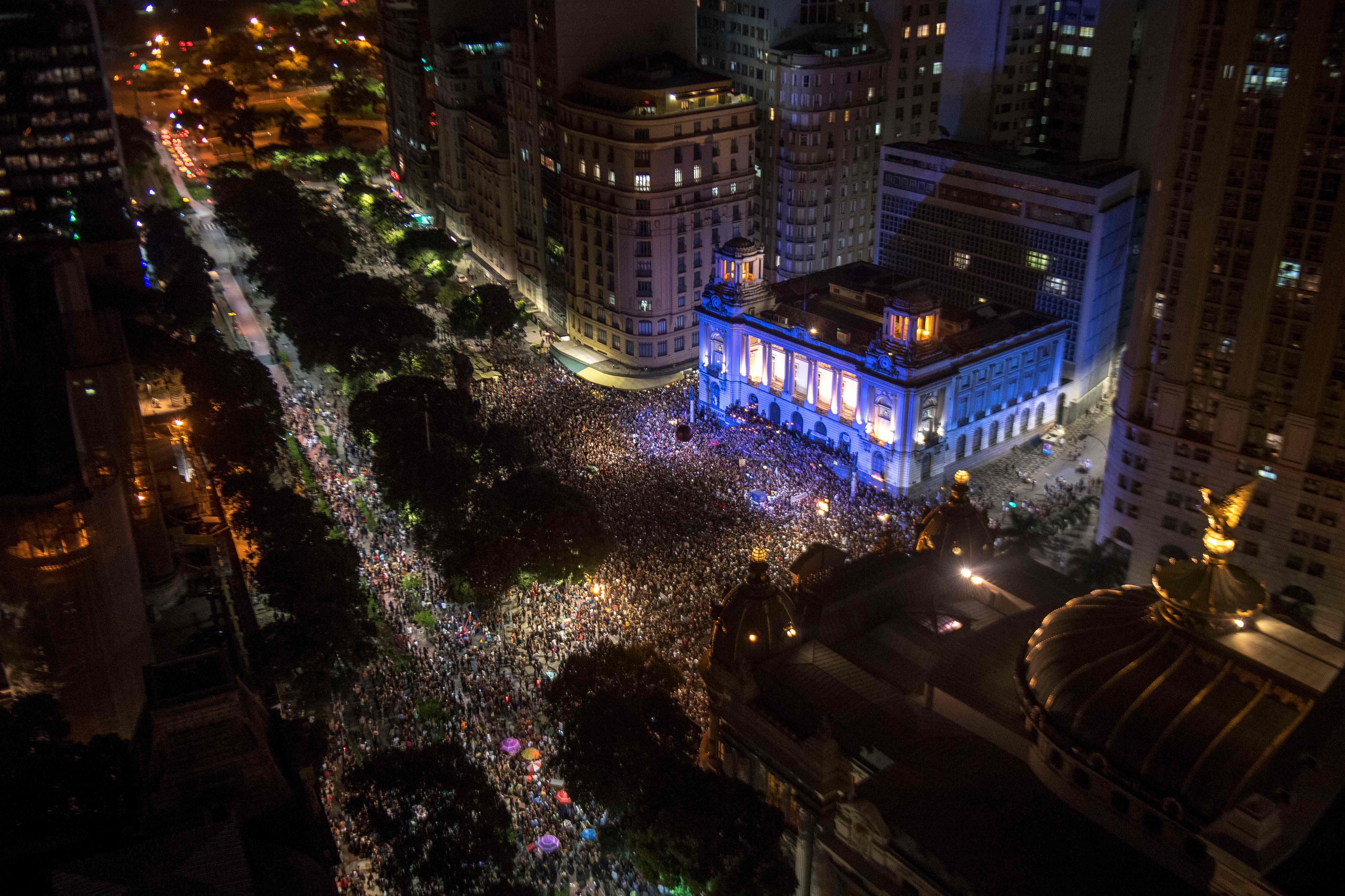 احتجاجات ضد اغتيال ناشطة برازيلية