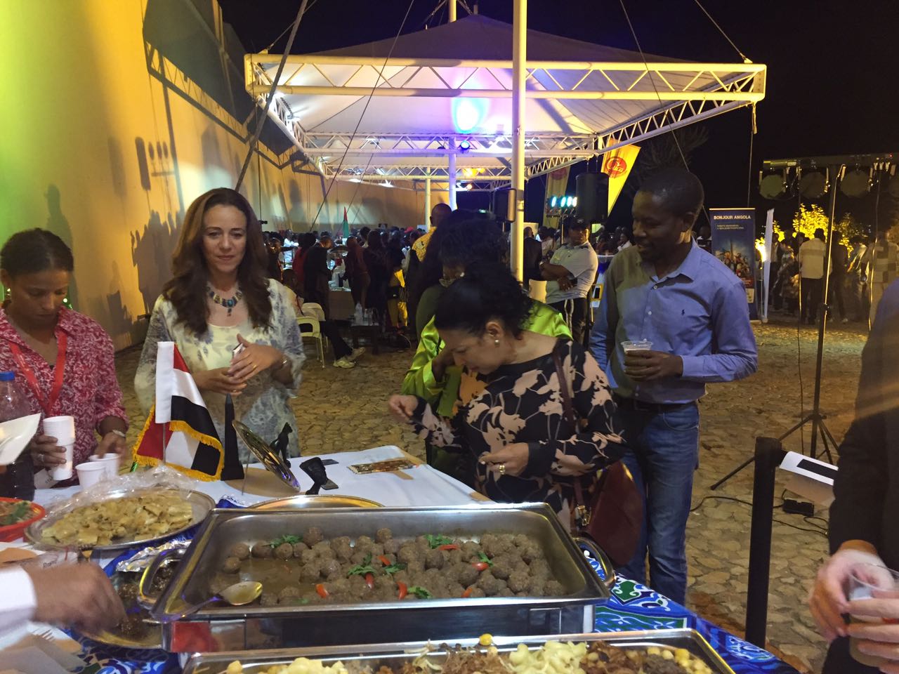 السفارة المصرية فى أنجولا تشارك فى اليوم العالمى للفرانكوفونية بتقديم مأكولات مصرية 