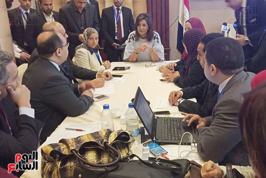 السفيرة نبيلة مكرم عبد الشهيد وزيرة الدولة للهجرة وشئون المصريين بالخارج (2)