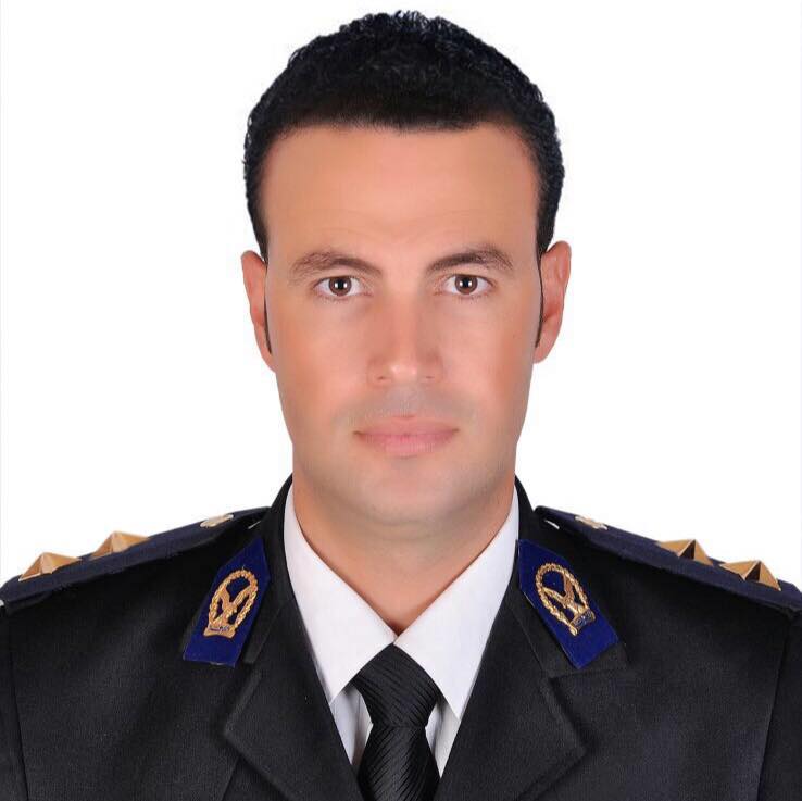 رقم 1 الضابط عمرو الكاشف