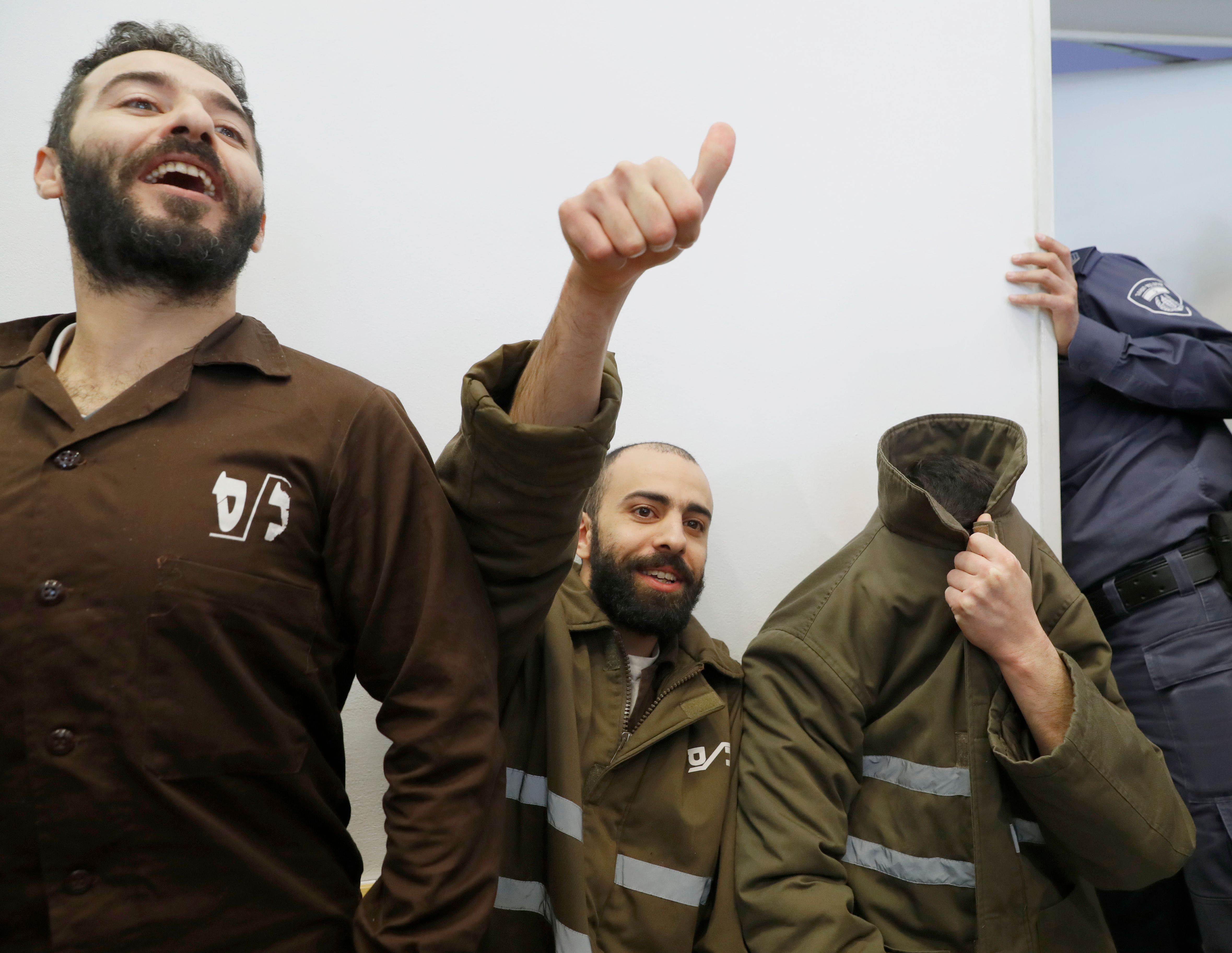 الاحتلال الاسرائيلى يعتقل موظفا بالسفارة الفرنسية