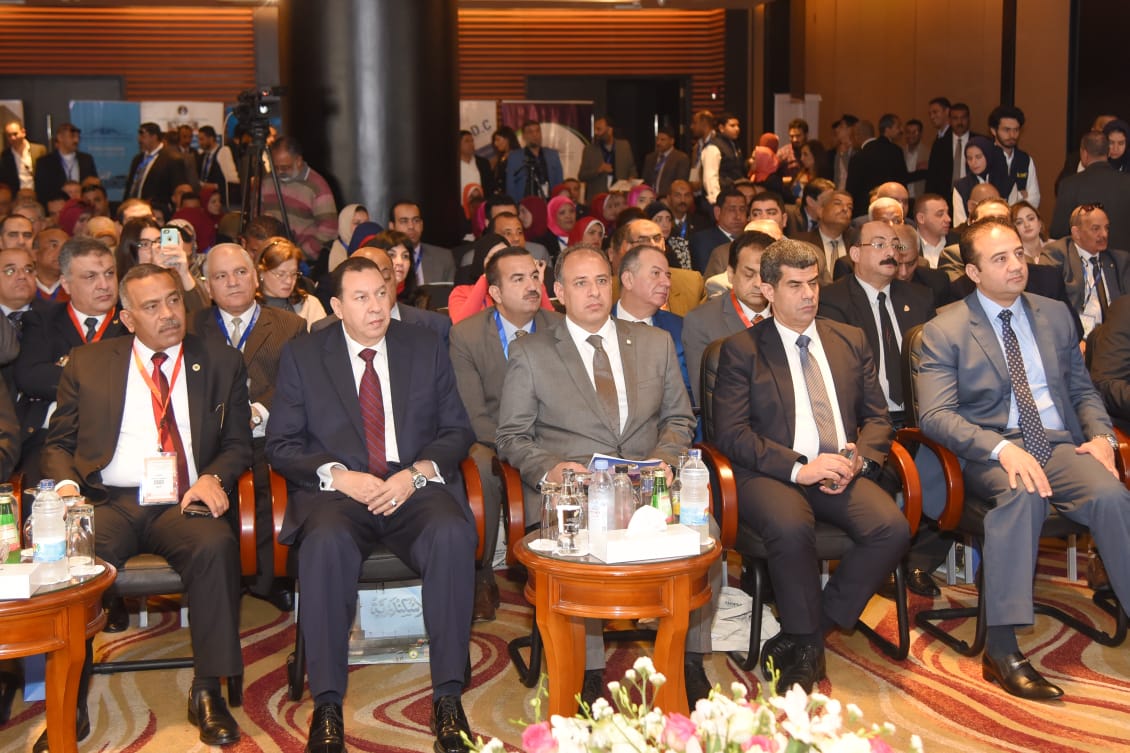 محافظ الإسكندرية يطلق الجلسة الأولى لمؤتمر السياحة (1)
