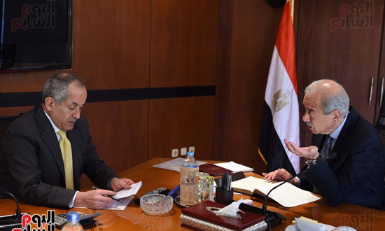 صور لقاء رئيس الوزراء السفير الاردنى (2)