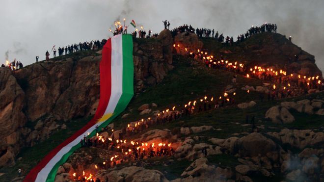 الأكراد يحتفلون بانتصار كاوا حداد على الملك الظالم