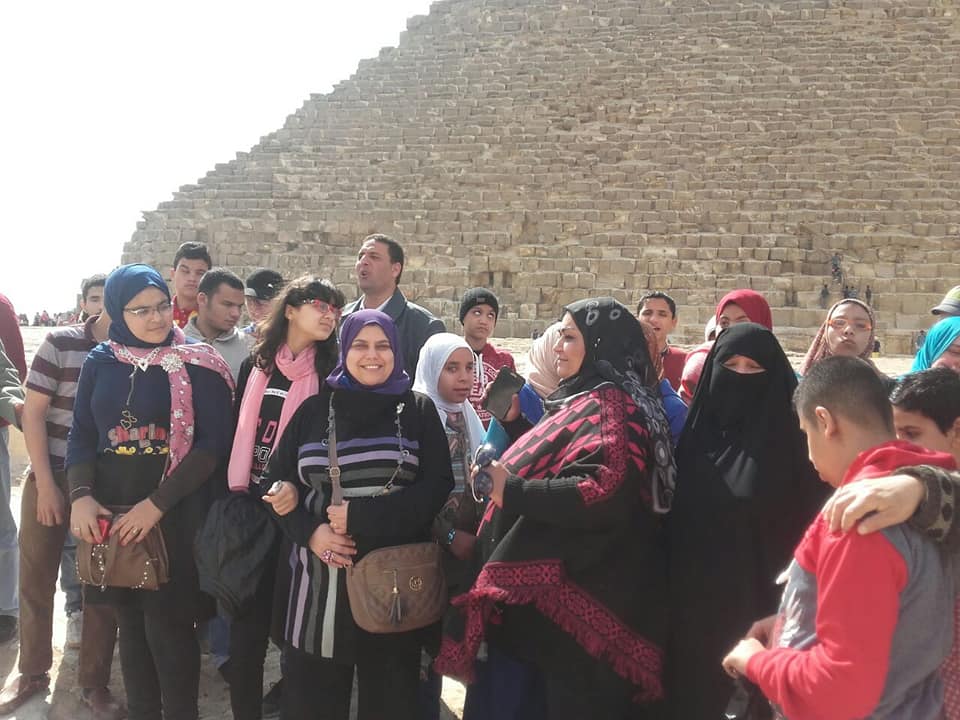 طلاب مكفوفين يزورون الأهرام والقلعة (3)