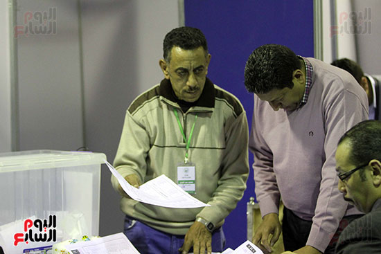 فرز انتخابات  المهندسين باستاد القاهرة (11)