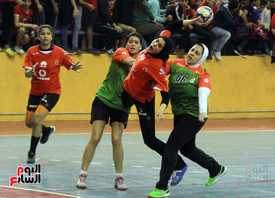 الاهلى وسبورتنج (1)