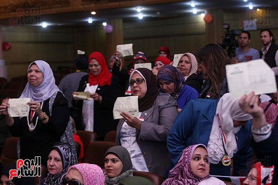 احتفالية المرأة العاملة باتحاد عمال مصر لتكريم 23  أما مثالية (7)