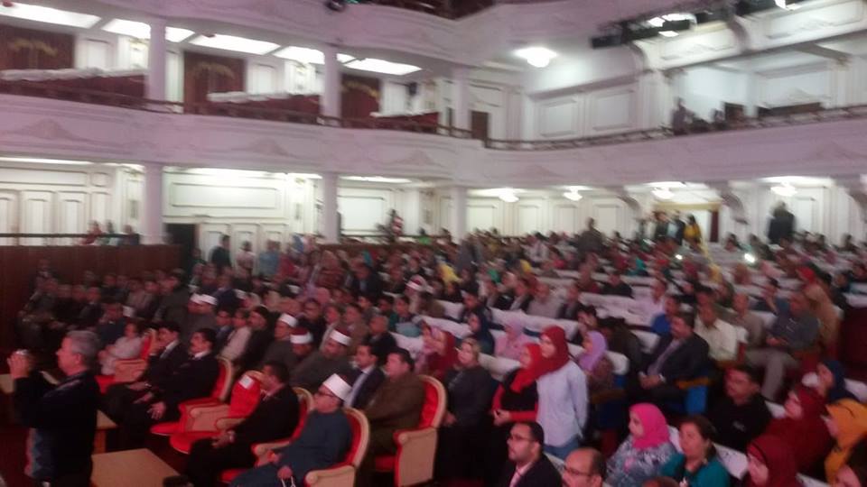  جانب من الحضور بمؤتمر مصر التى نحلم بها بجامعة بنى سويف
