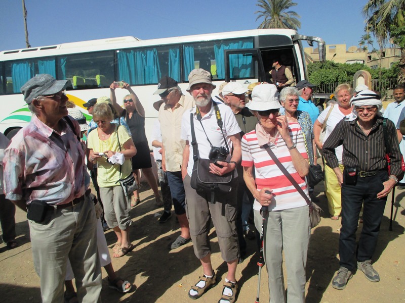 وصول الفوج السياحى الى محافظة سوهاج