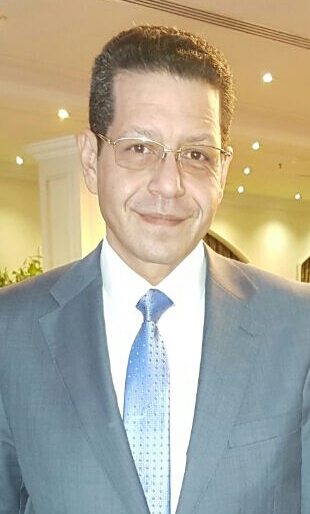 الدكتور أيمن عبد العزيز  الأمين العام للجنة الفنية للسياحة العلاجية