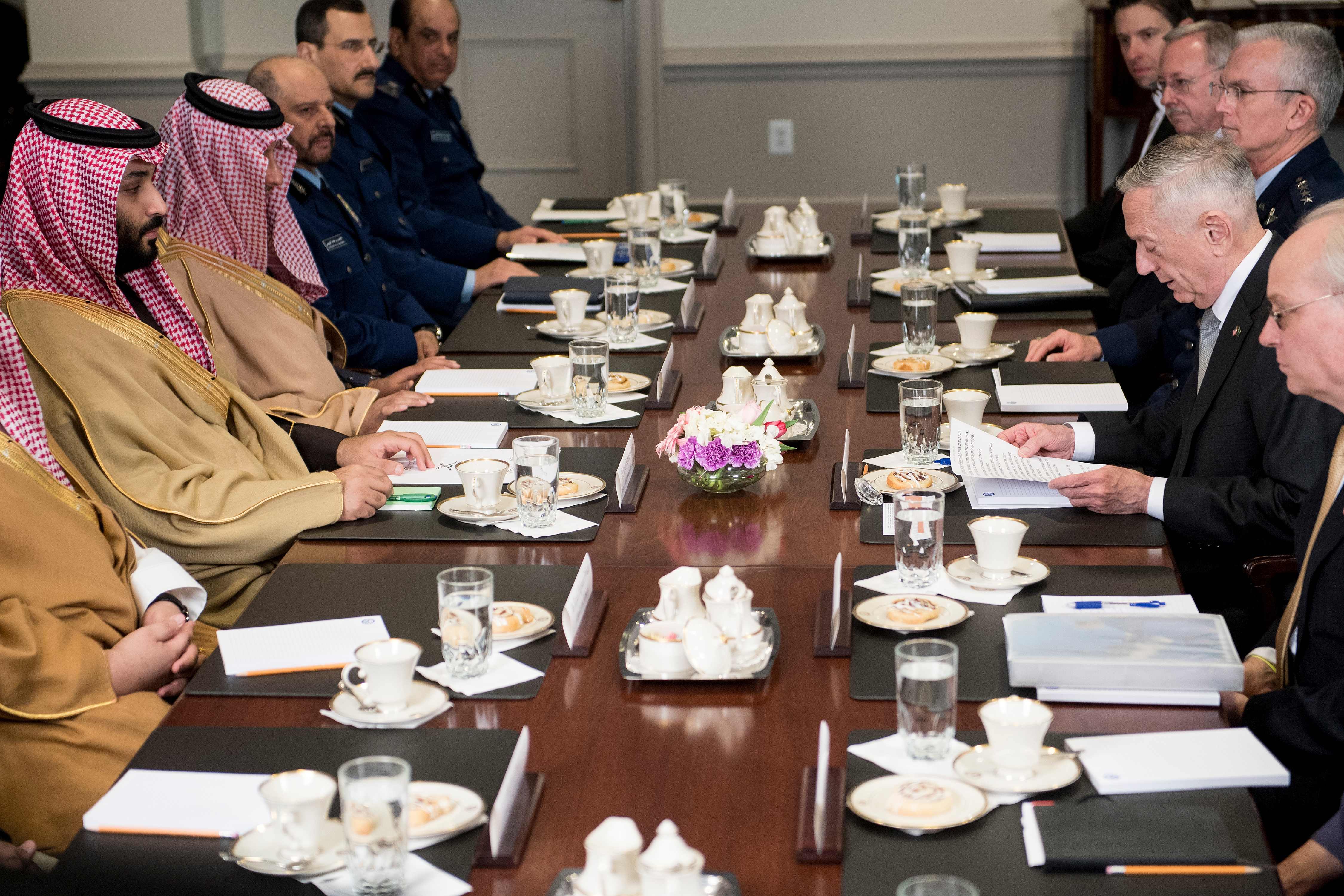 مباحثات الأمير محمد بن سلمان ووزير الدفاع السعودي