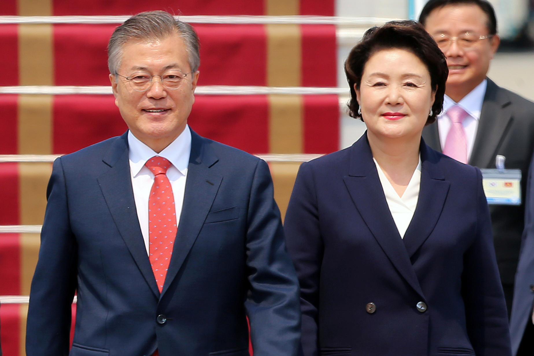 رئيس كوريا الجنوبية مون جاي-إن وزوجته فى فيتنام