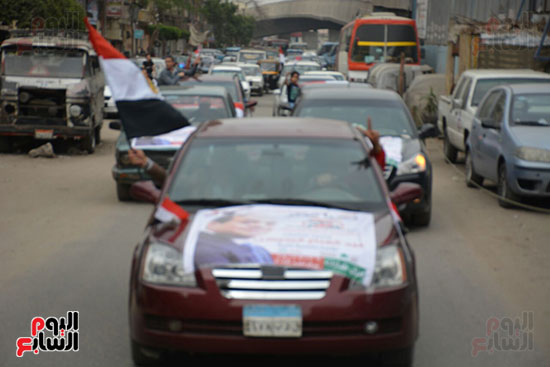 مسيرة لأهالى شبرا الخيمة بالسيارات لدعم السيسى (8)