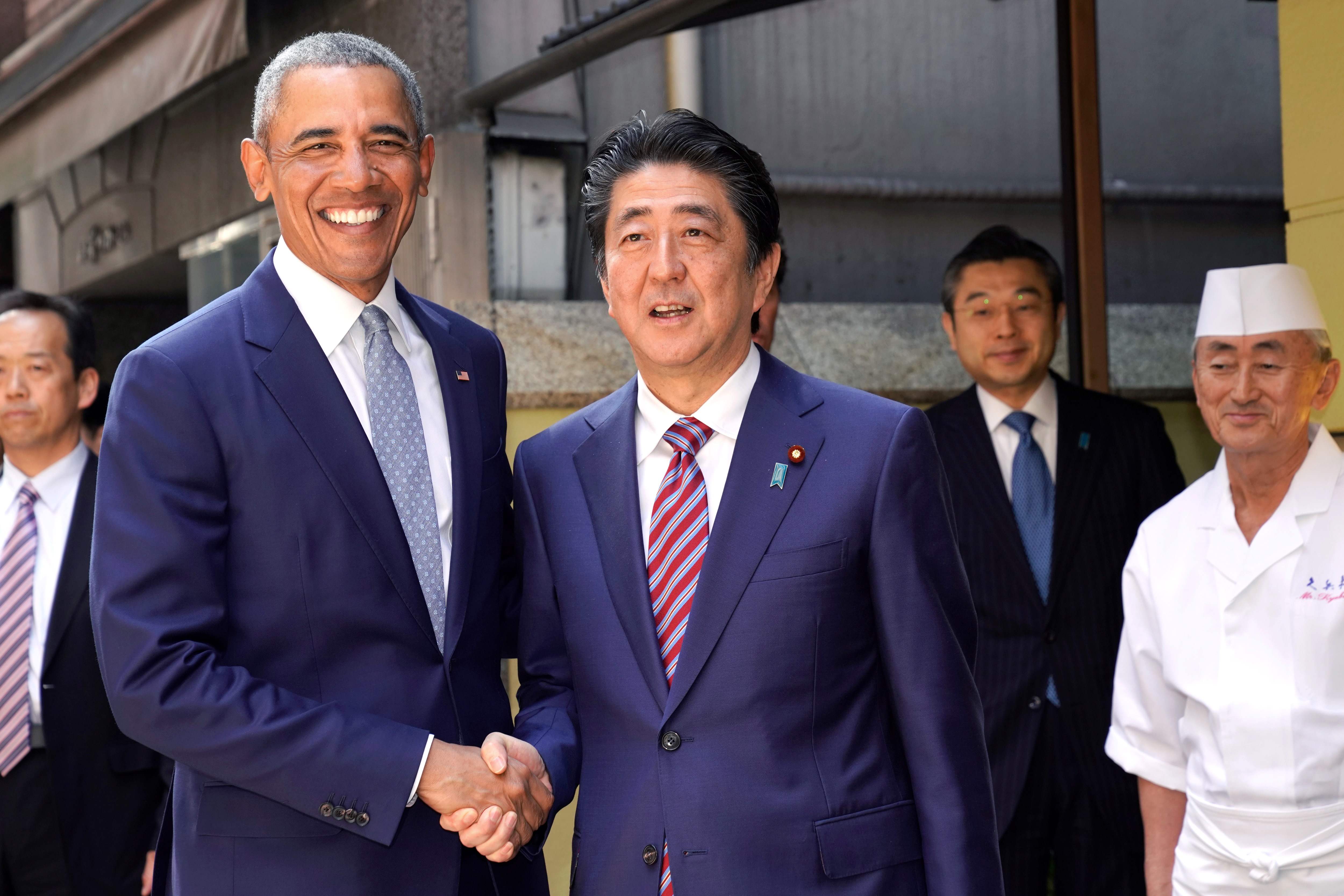 أوباما ورئيس الوزراء اليابانى آبى