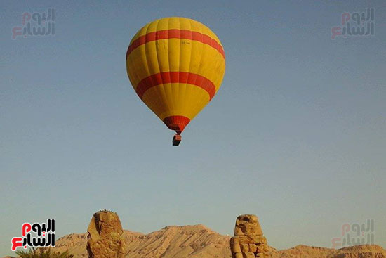  إقلاع البالونات من مطار الأقصر بالبر الغربي