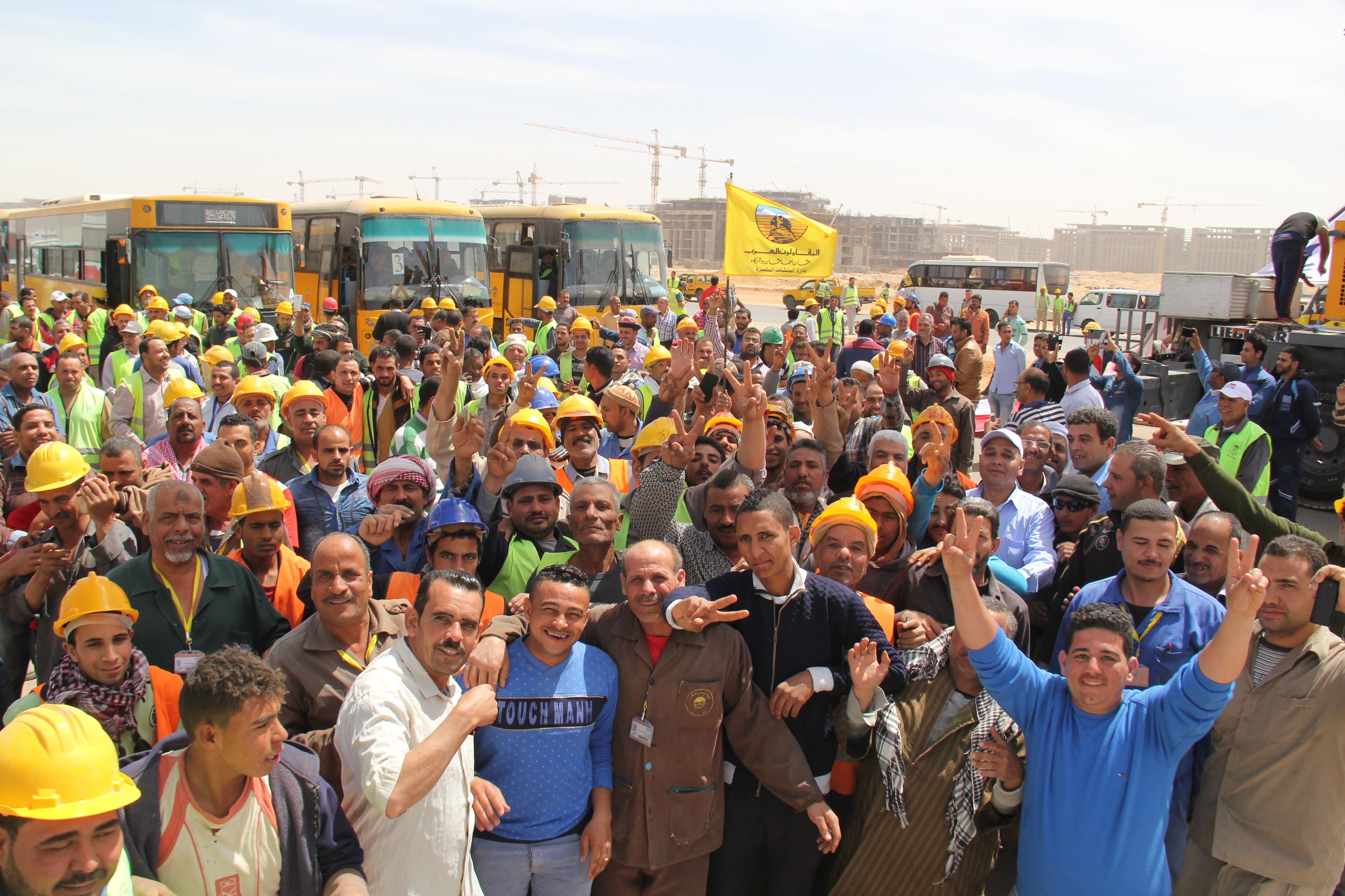 عمال المقاولون العرب يشاركون فى الإنتخابات الرئاسية (10)