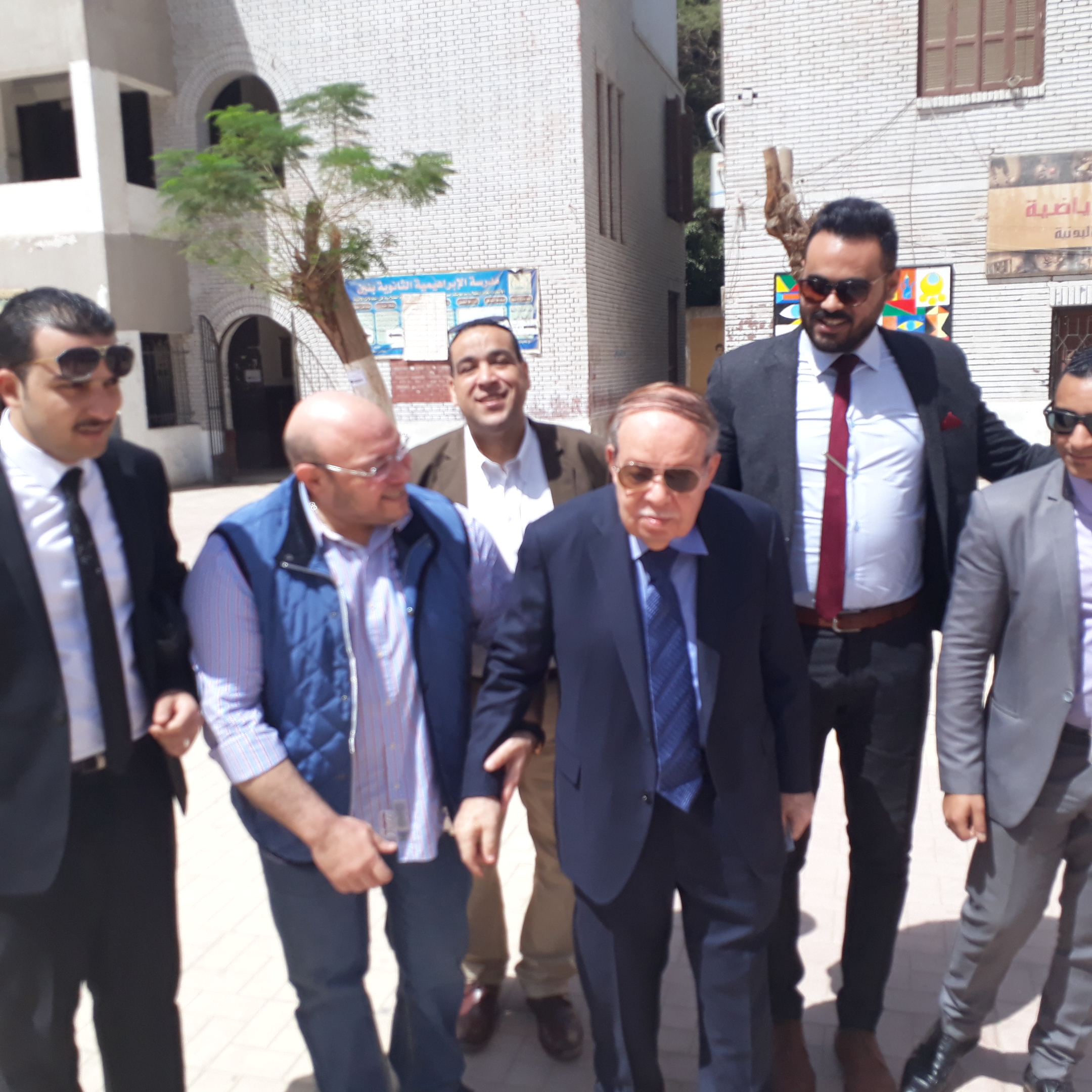 فتحى سرور يدلى بصوته (5)