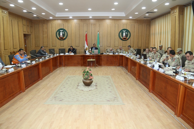 غرفة العمليات المركزية بديوان عام محافظة المنوفية  (2)