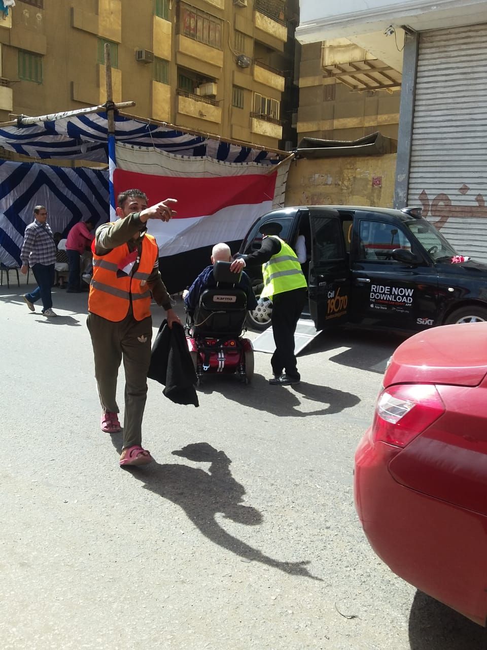 مدير أمن القاهرة يتفقد المقالر الانتخابية  (6)