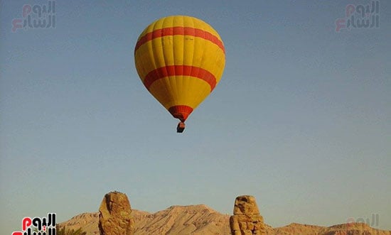     اقلاع البالونات من مطار الاقصر بالبر الغربي