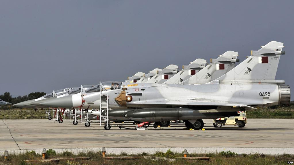المقاتلات القطرية تعترض طائرات مدنية إماراتية