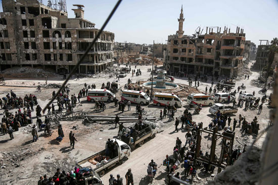 خروج آلاف المسلحين السوريين من الغوطة الشرقية