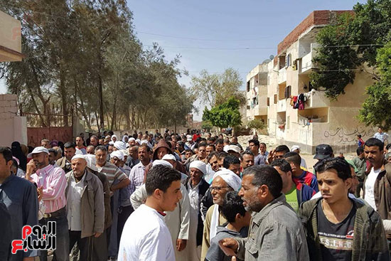 ملحمة-أهالى-شمال-سيناء-للتصويت-فى-الانتخابات-(3)