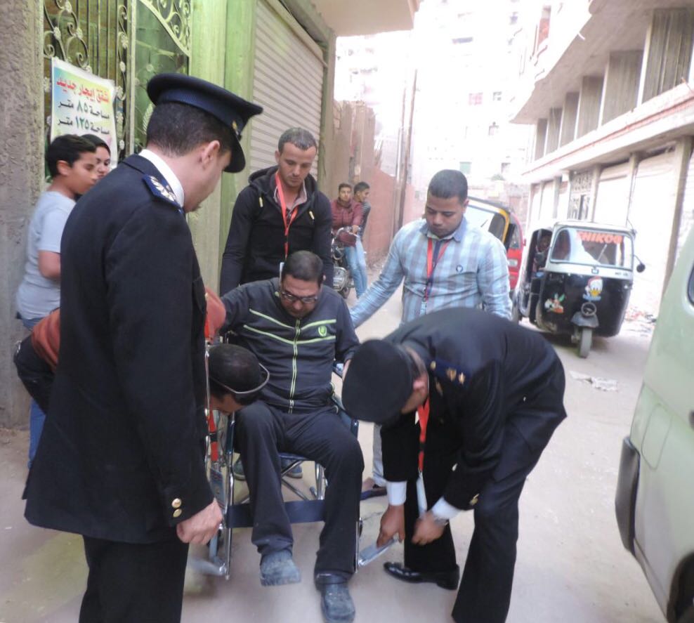 كبار السن وذوي الاحتياجات الخاصة يزنوا المشهد الانتخابي في مصر (1)