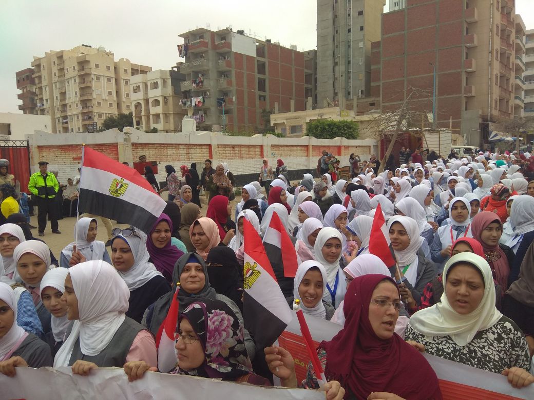  مسيرة طالبات التمريض بمطروح احتفالا بالانتخابات الرئاسية